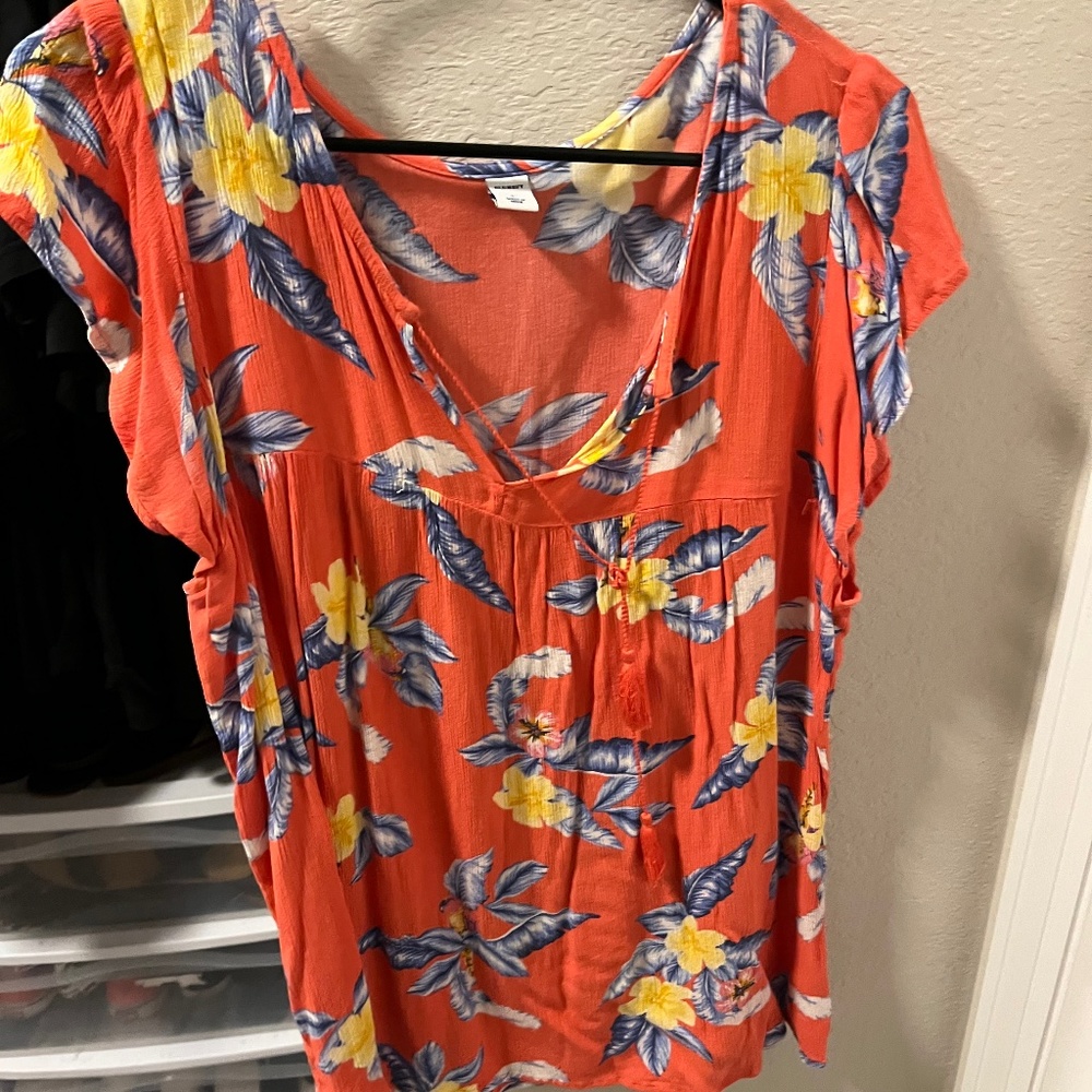 Floral top